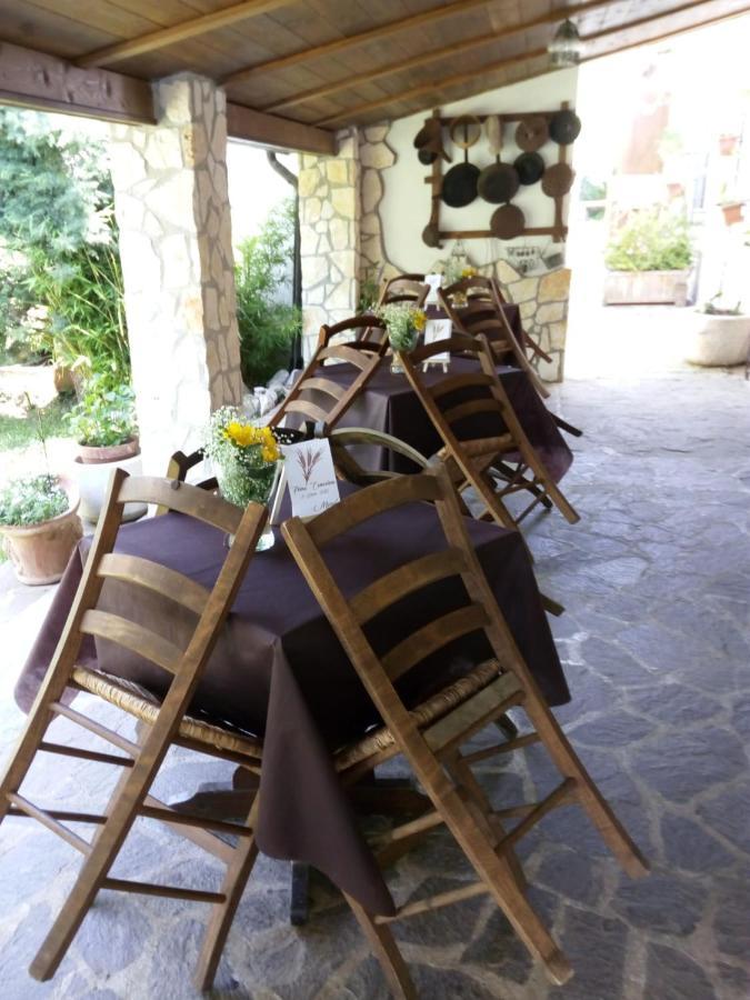 Villa Agriturismo Tre Santi à Padula Extérieur photo