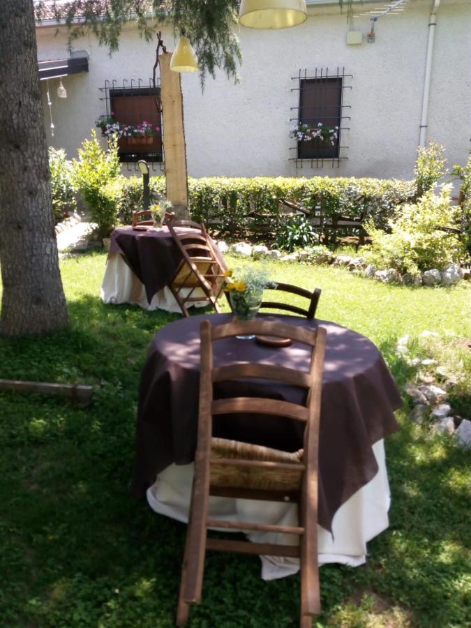 Villa Agriturismo Tre Santi à Padula Extérieur photo